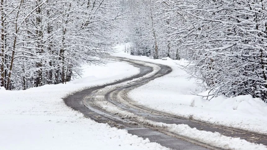 Streusalz richtig verwenden: 7 Tipps für einen sicheren und effizienten Winterdienst