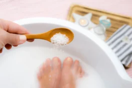 Epsom Salt Bath Benefits: Uses, How It Works and How to Use It